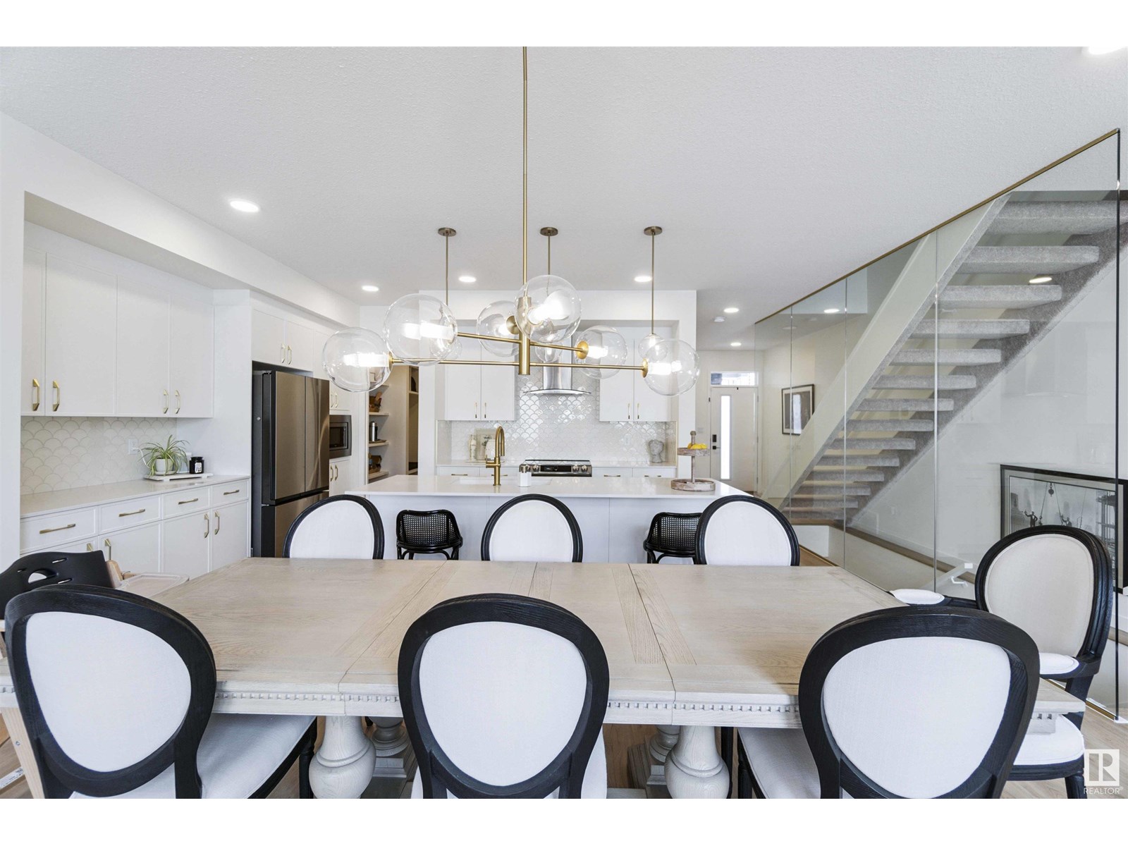Photo 9 of 3233 Kulay Wy Sw, Edmonton AB