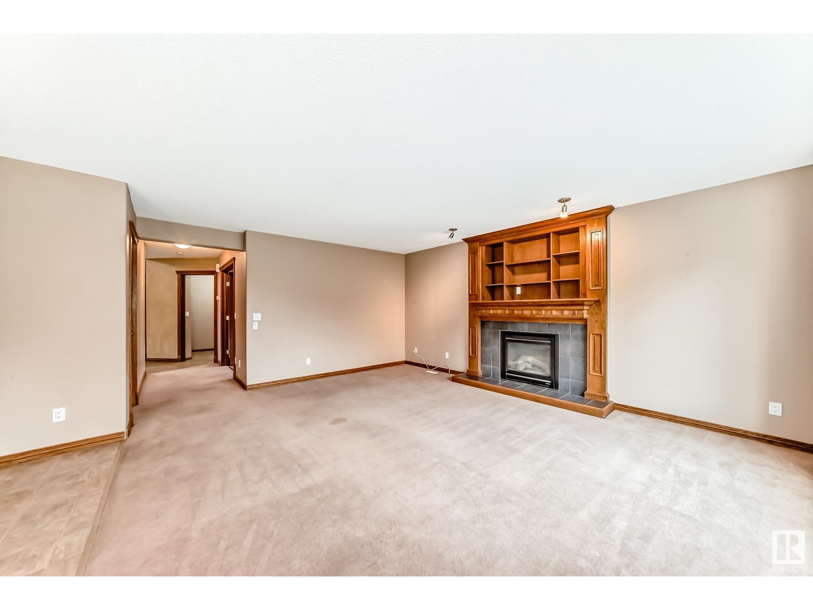 Photo 15 of 204 Reichert Dr, Beaumont AB