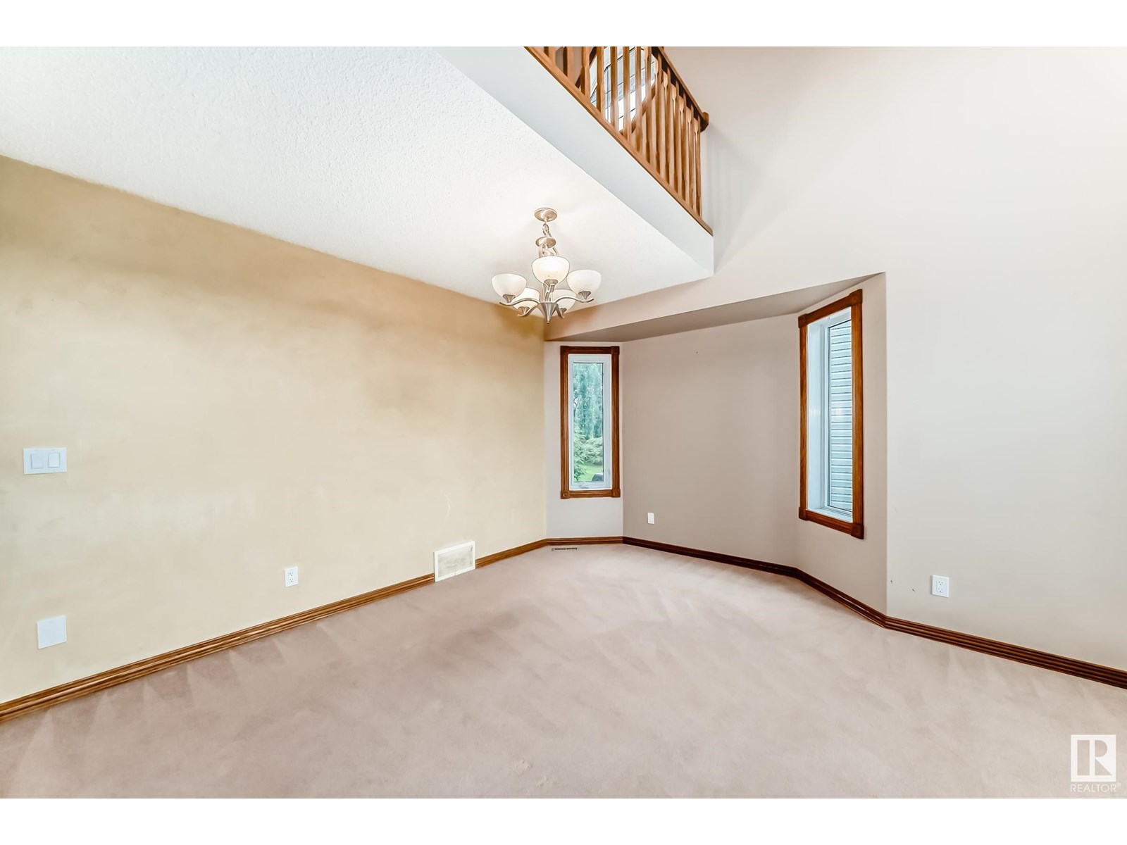 Photo 18 of 204 Reichert Dr, Beaumont AB