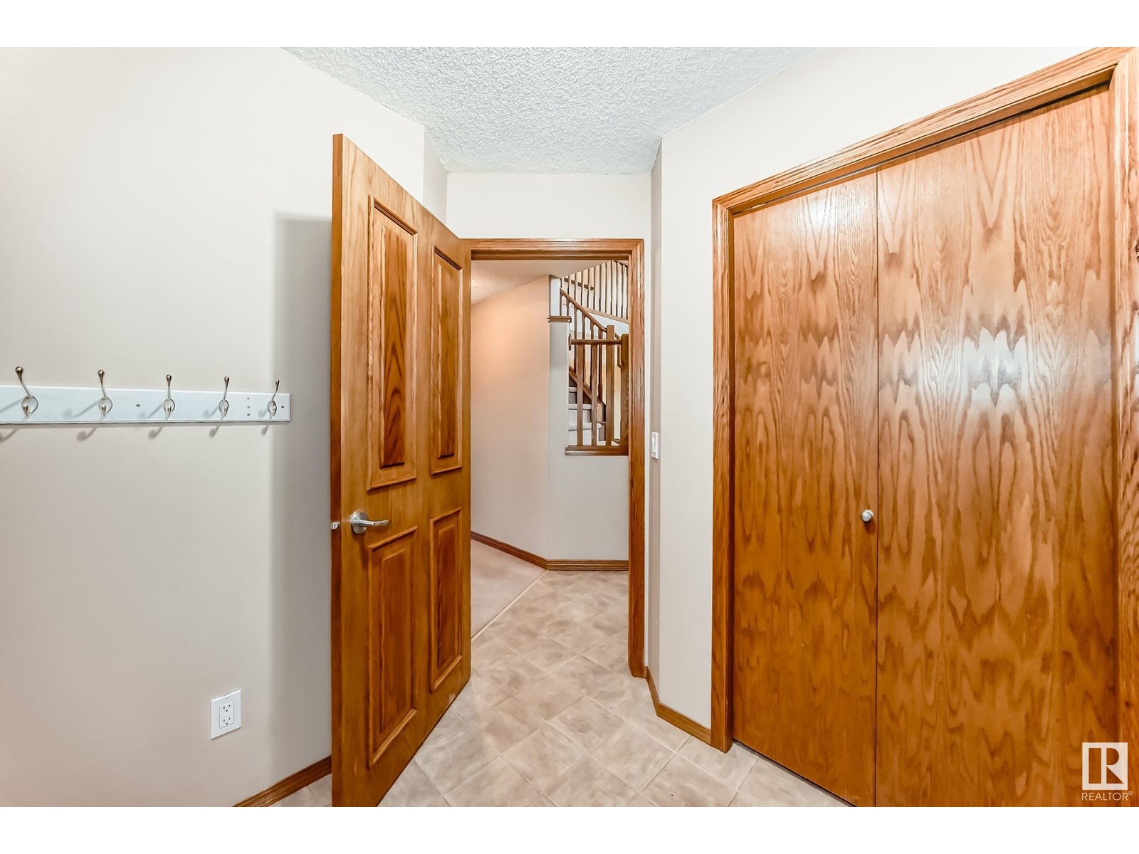 Photo 29 of 204 Reichert Dr, Beaumont AB