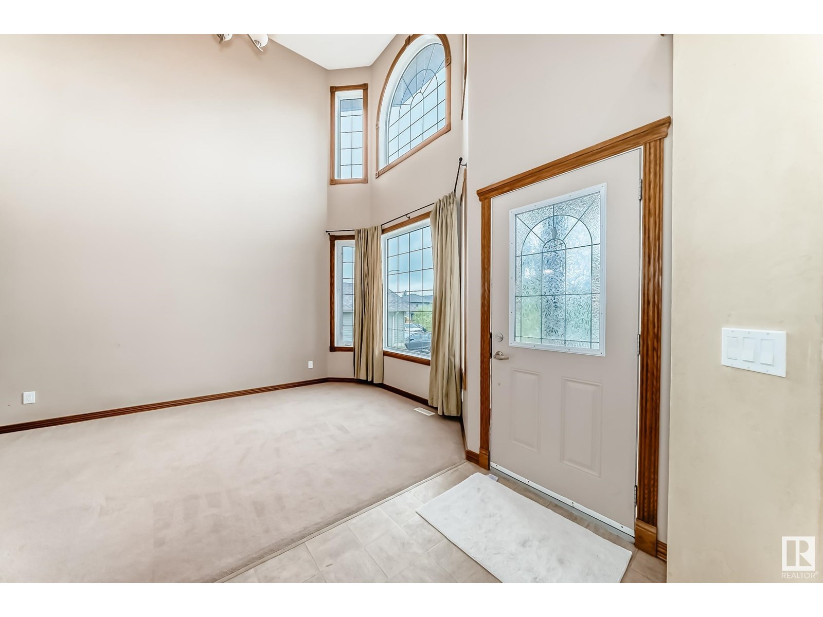 Photo 31 of 204 Reichert Dr, Beaumont AB