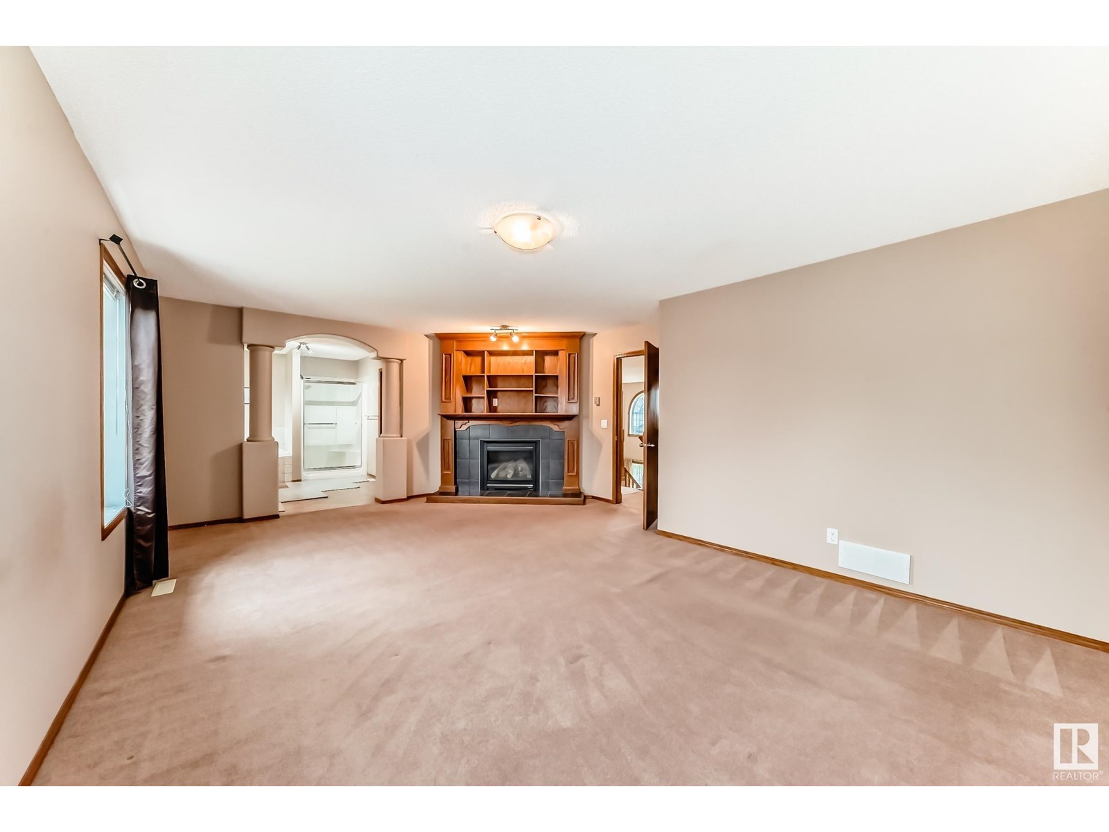 Photo 34 of 204 Reichert Dr, Beaumont AB