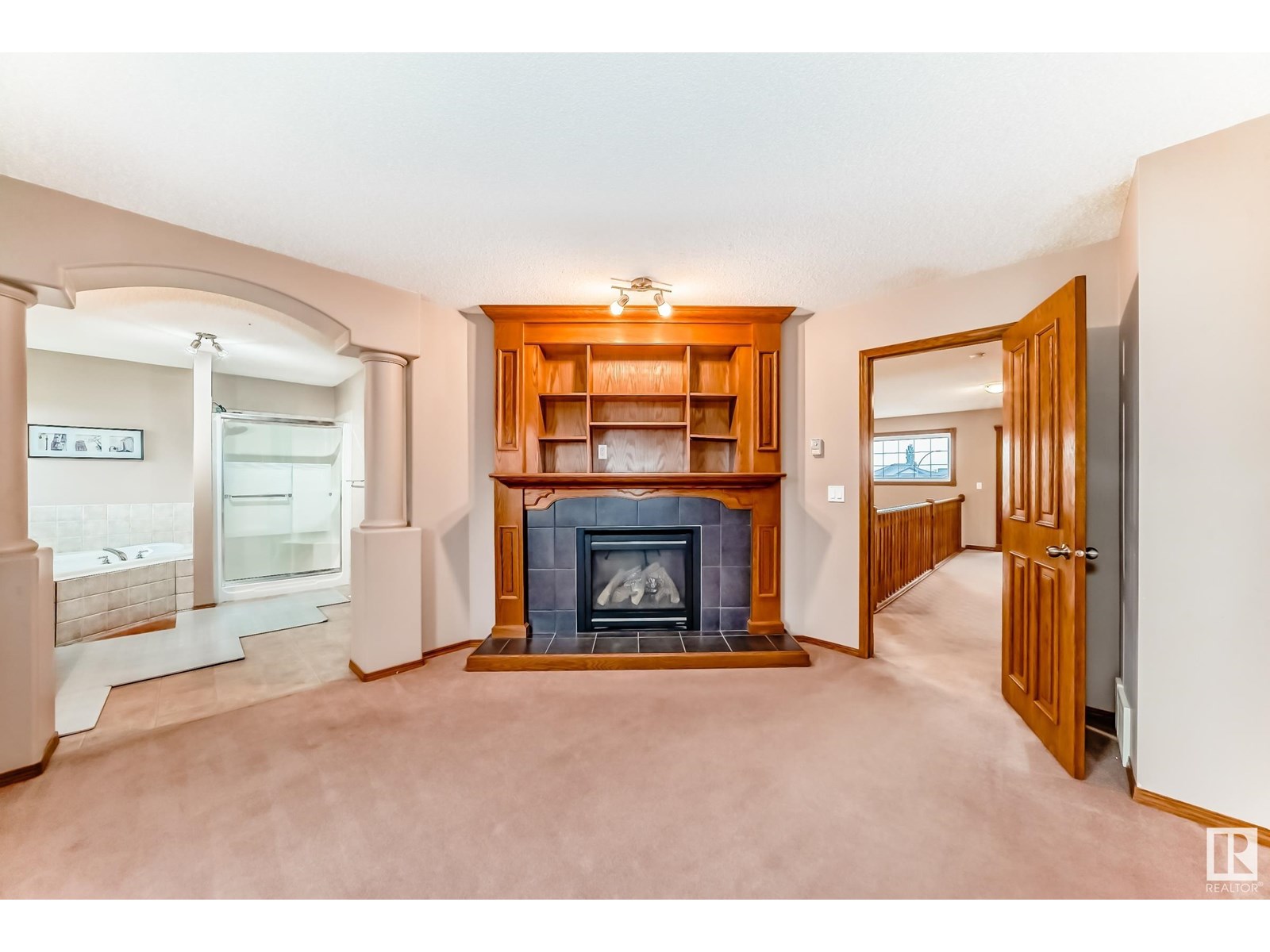 Photo 36 of 204 Reichert Dr, Beaumont AB