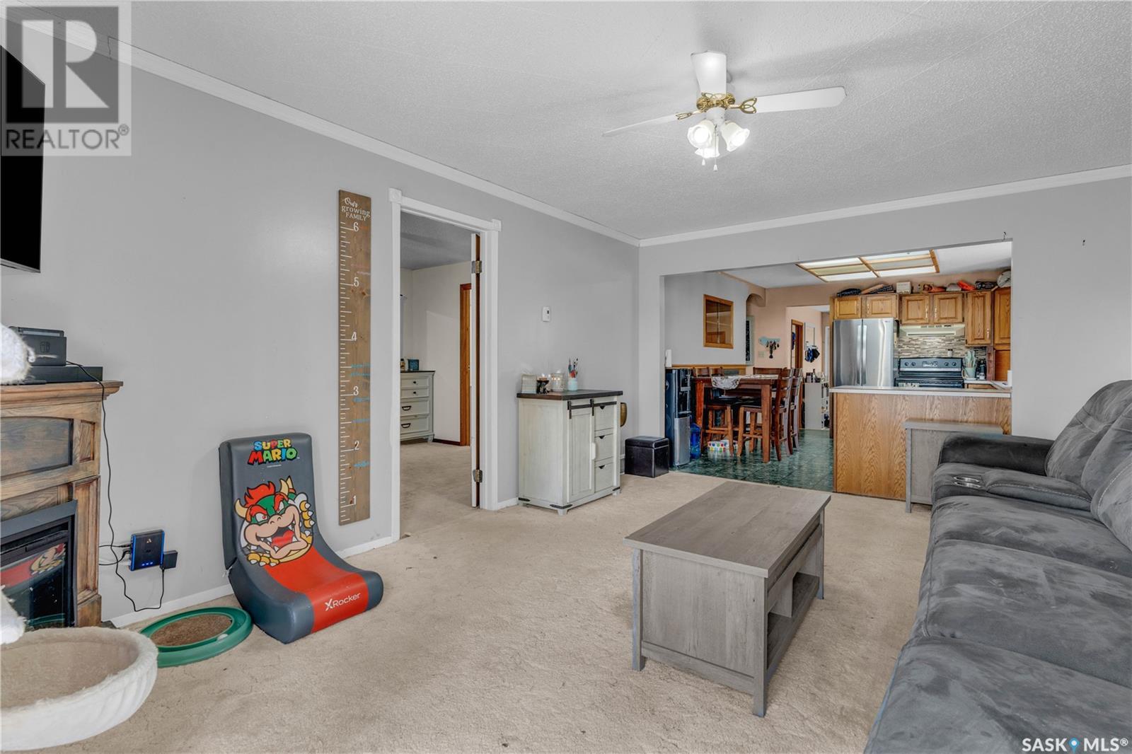 Photo 5 of 104 Railway Avenue, Dufferin Rm No 190 SK