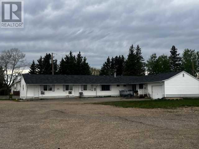 Photo 20 of 4001 48 Avenue, Innisfail AB