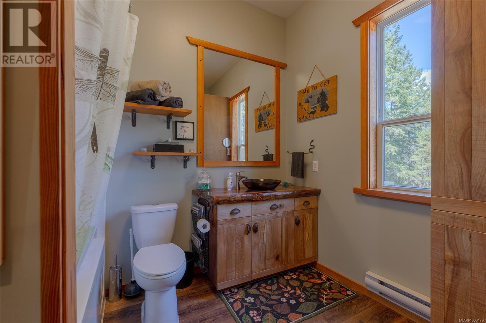 7800 Pacific Rim Hwy, Port Alberni