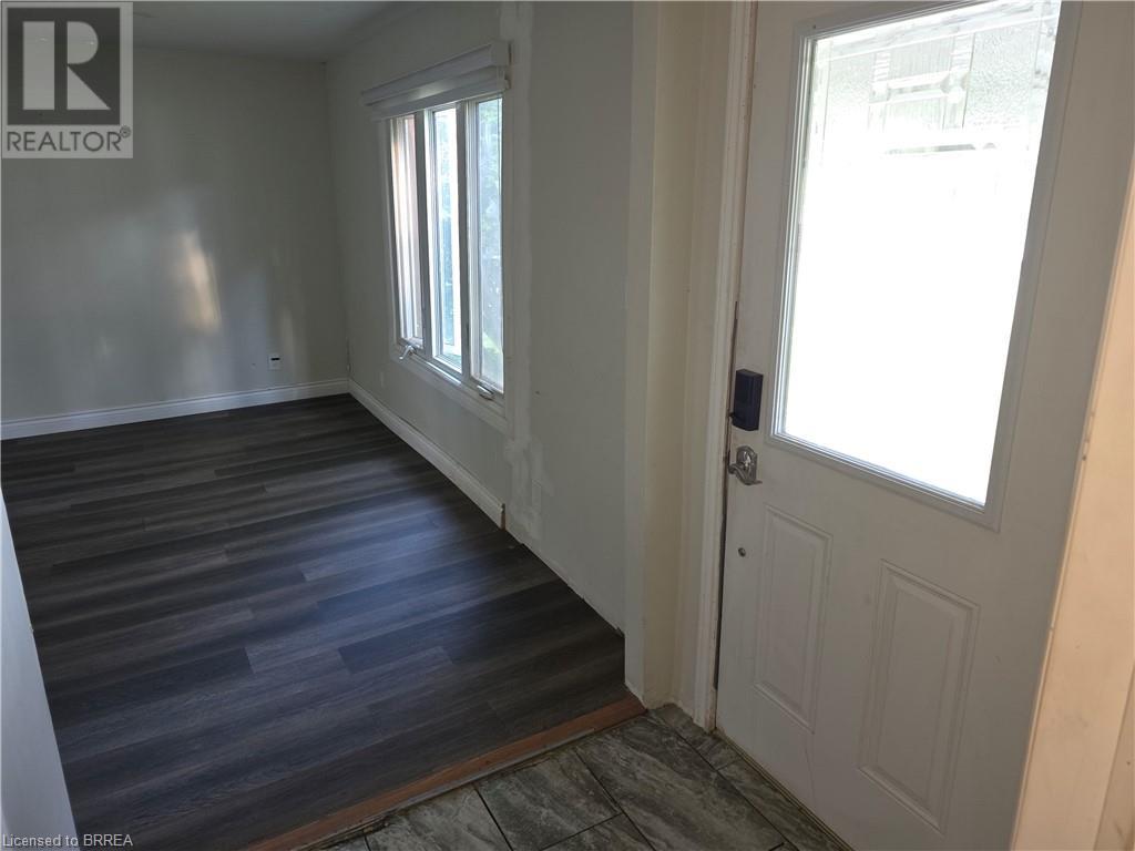 Photo 21 of 541 Burtch Road, Brantford ON