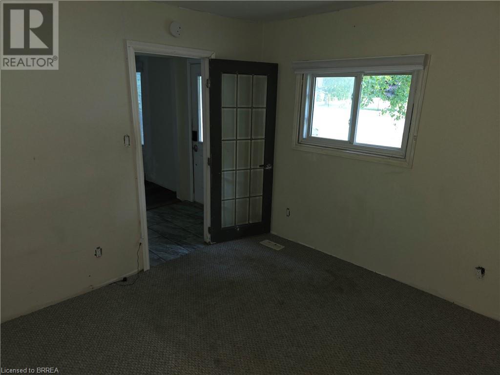 Photo 18 of 541 Burtch Road, Brantford ON