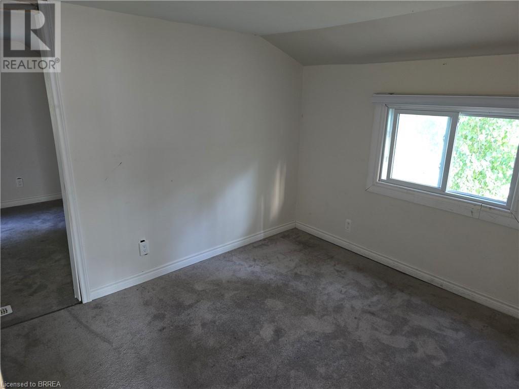 Photo 26 of 541 Burtch Road, Brantford ON