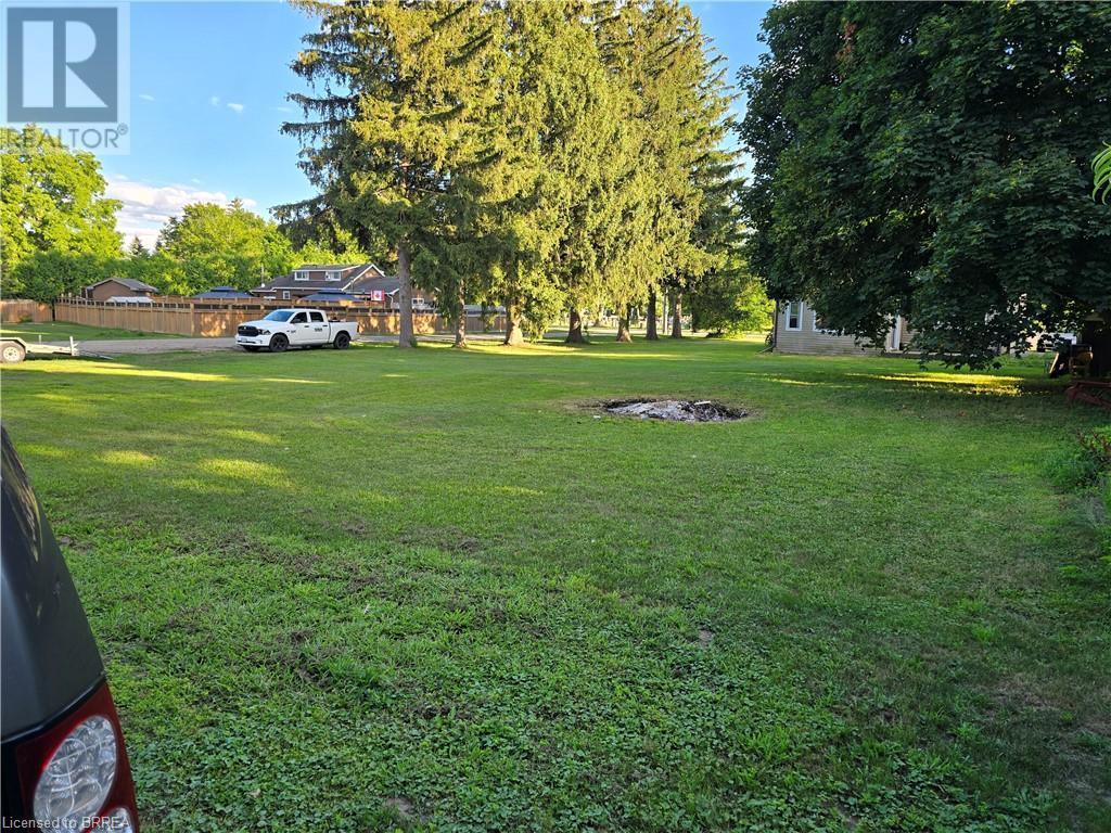 Photo 3 of 541 Burtch Road, Brantford ON