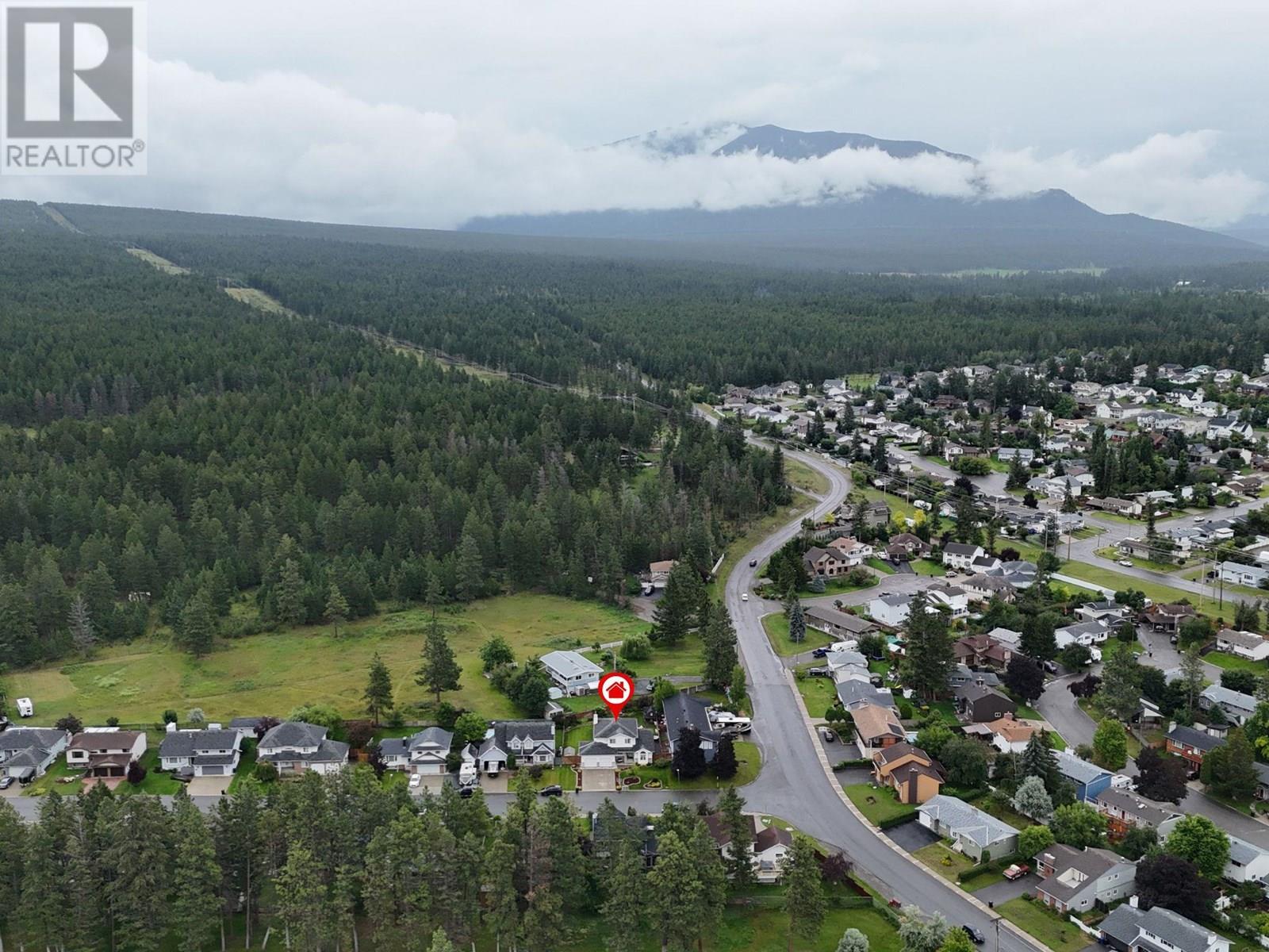 2904 EDGEWOOD Drive, Cranbrook