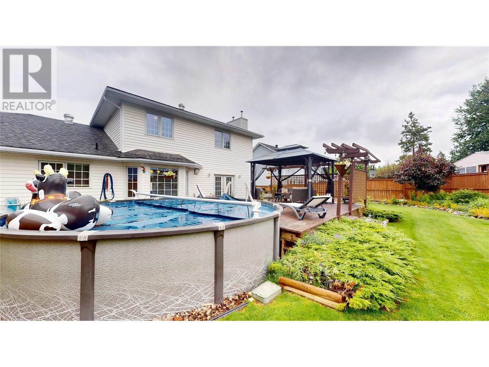 2904 EDGEWOOD Drive, Cranbrook