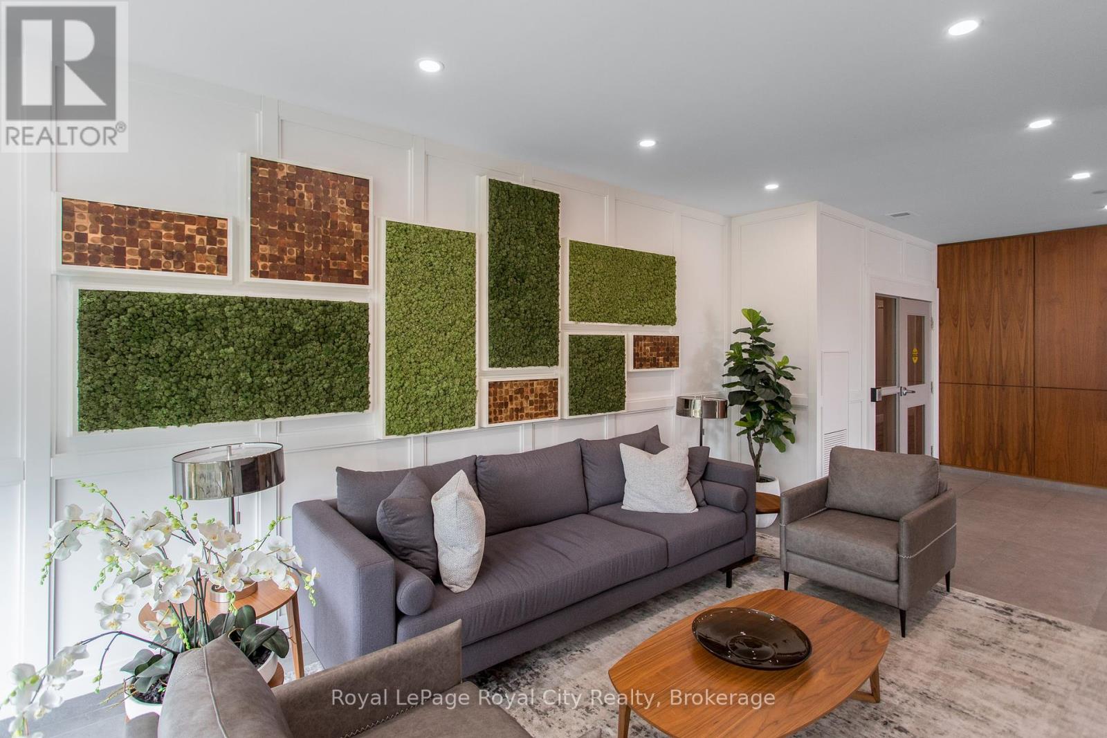 Photo 26 of 205 1880 Gordon Street, Guelph ON