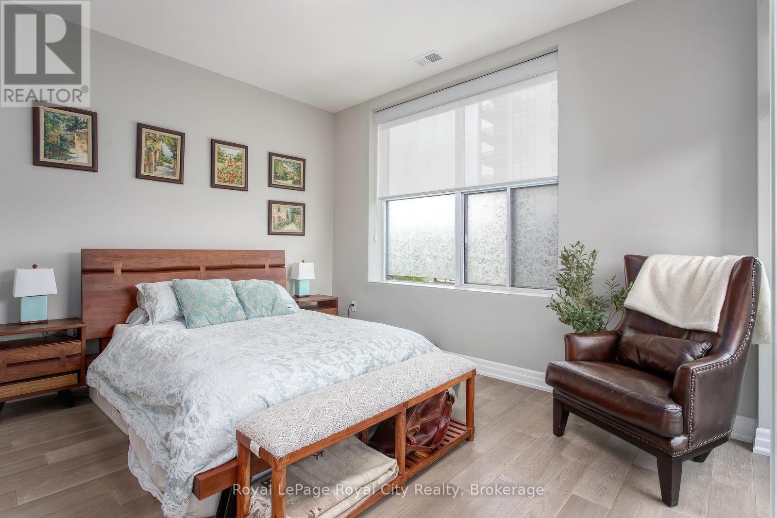 Photo 30 of 205 1880 Gordon Street, Guelph ON