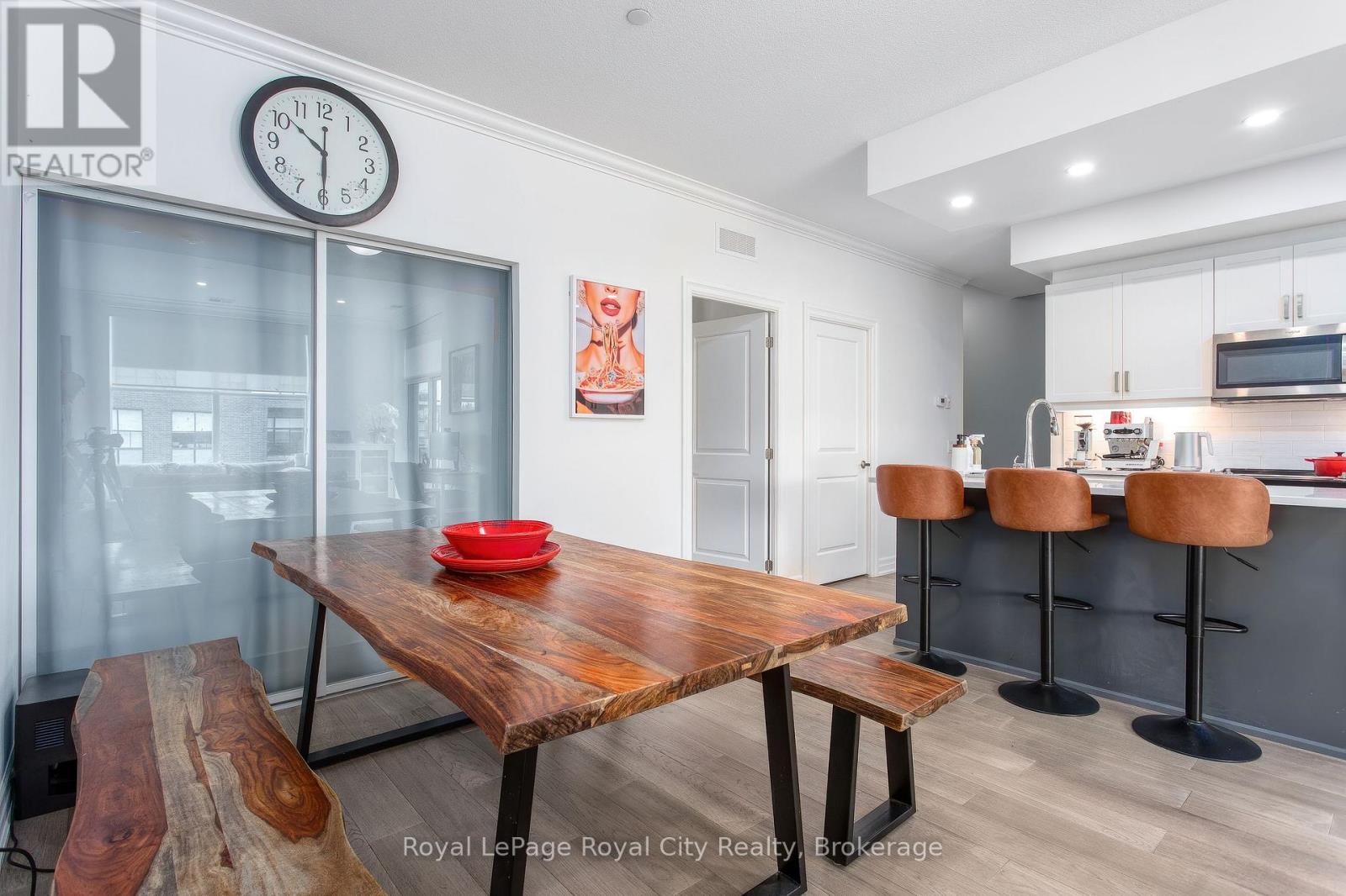 Photo 6 of 205 1880 Gordon Street, Guelph ON