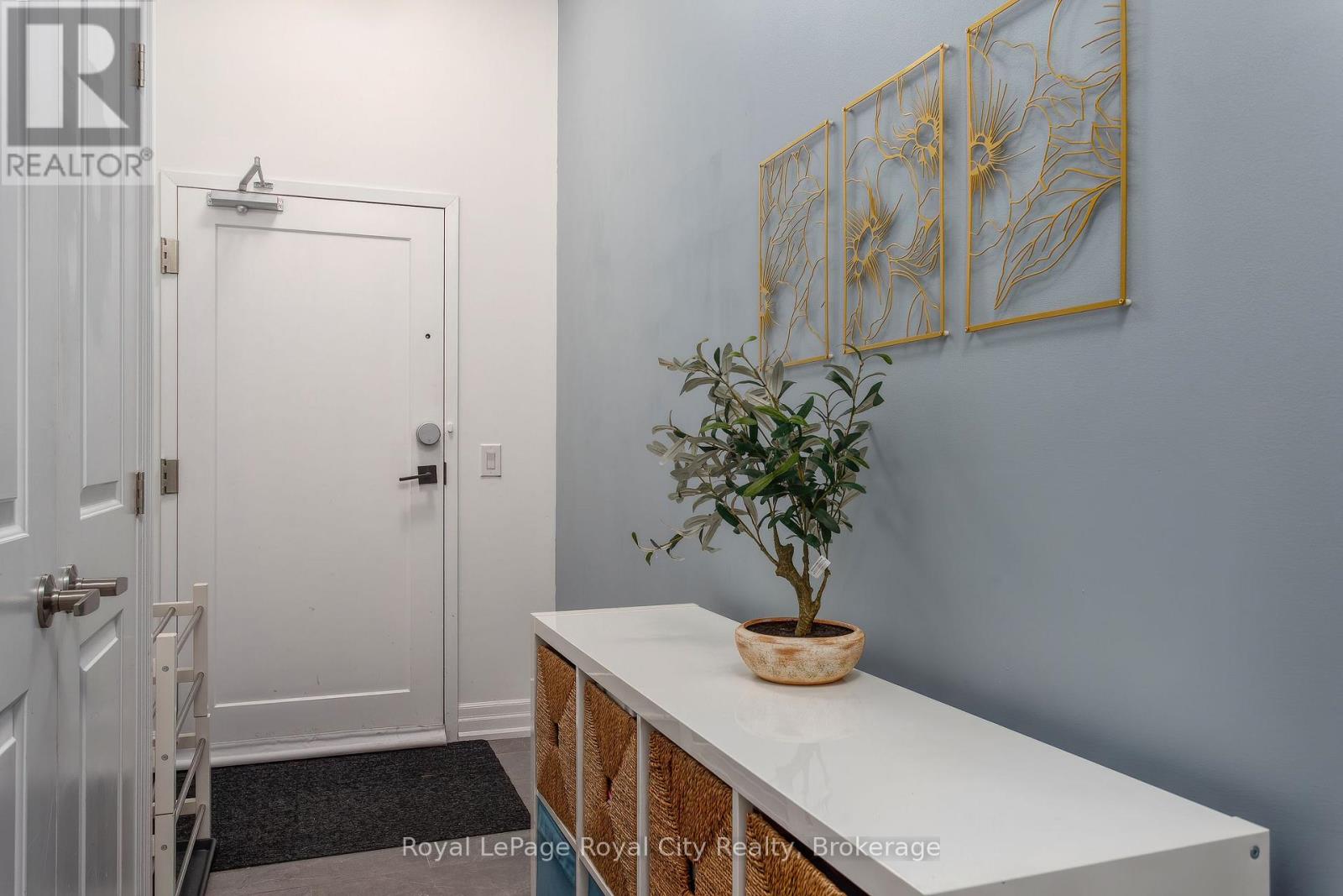 Photo 38 of 205 1880 Gordon Street, Guelph ON