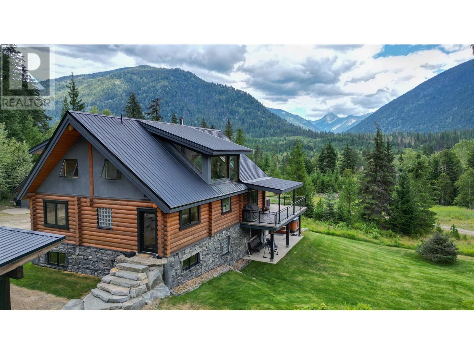 Photo 33 of 6580 6 Highway, Ymir BC