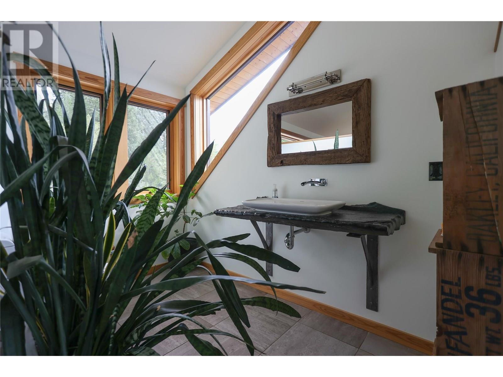 Photo 56 of 6580 6 Highway, Ymir BC