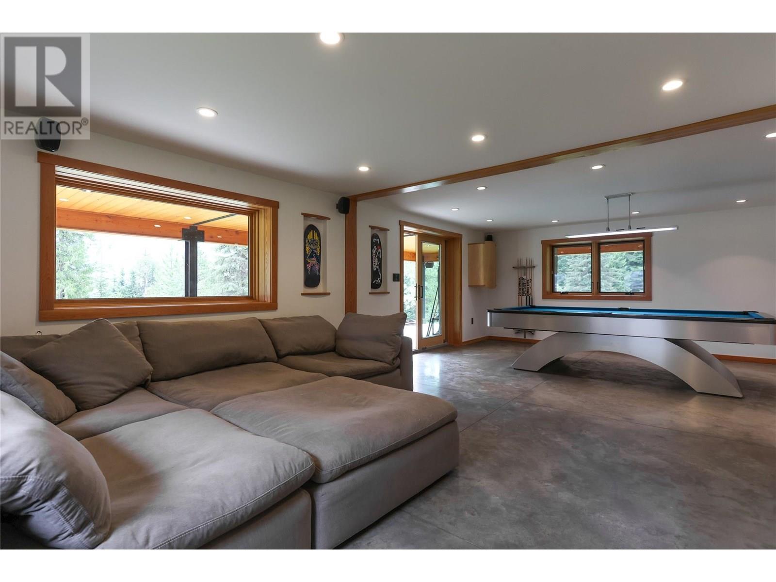 Photo 61 of 6580 6 Highway, Ymir BC