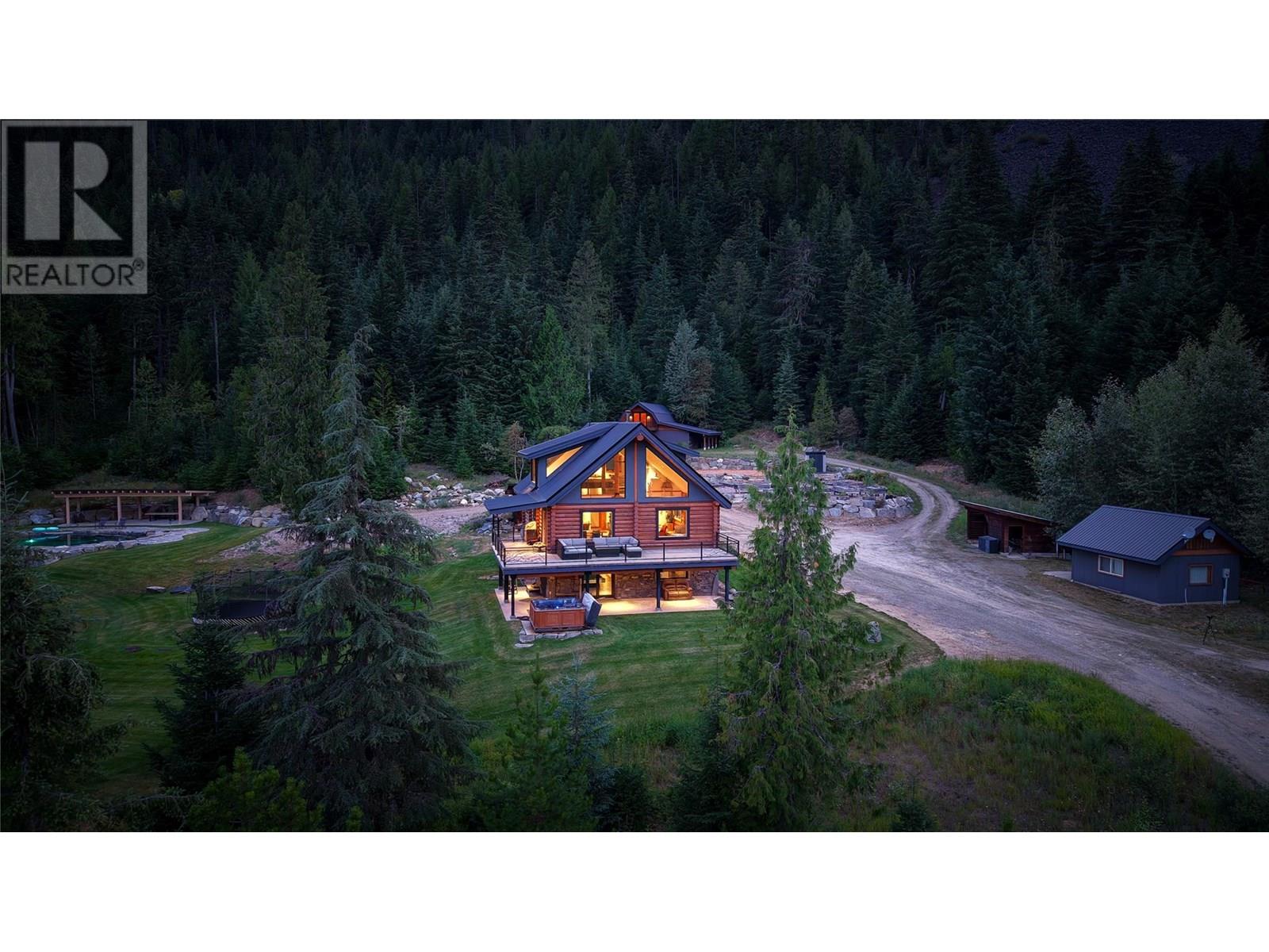 Photo 16 of 6580 6 Highway, Ymir BC