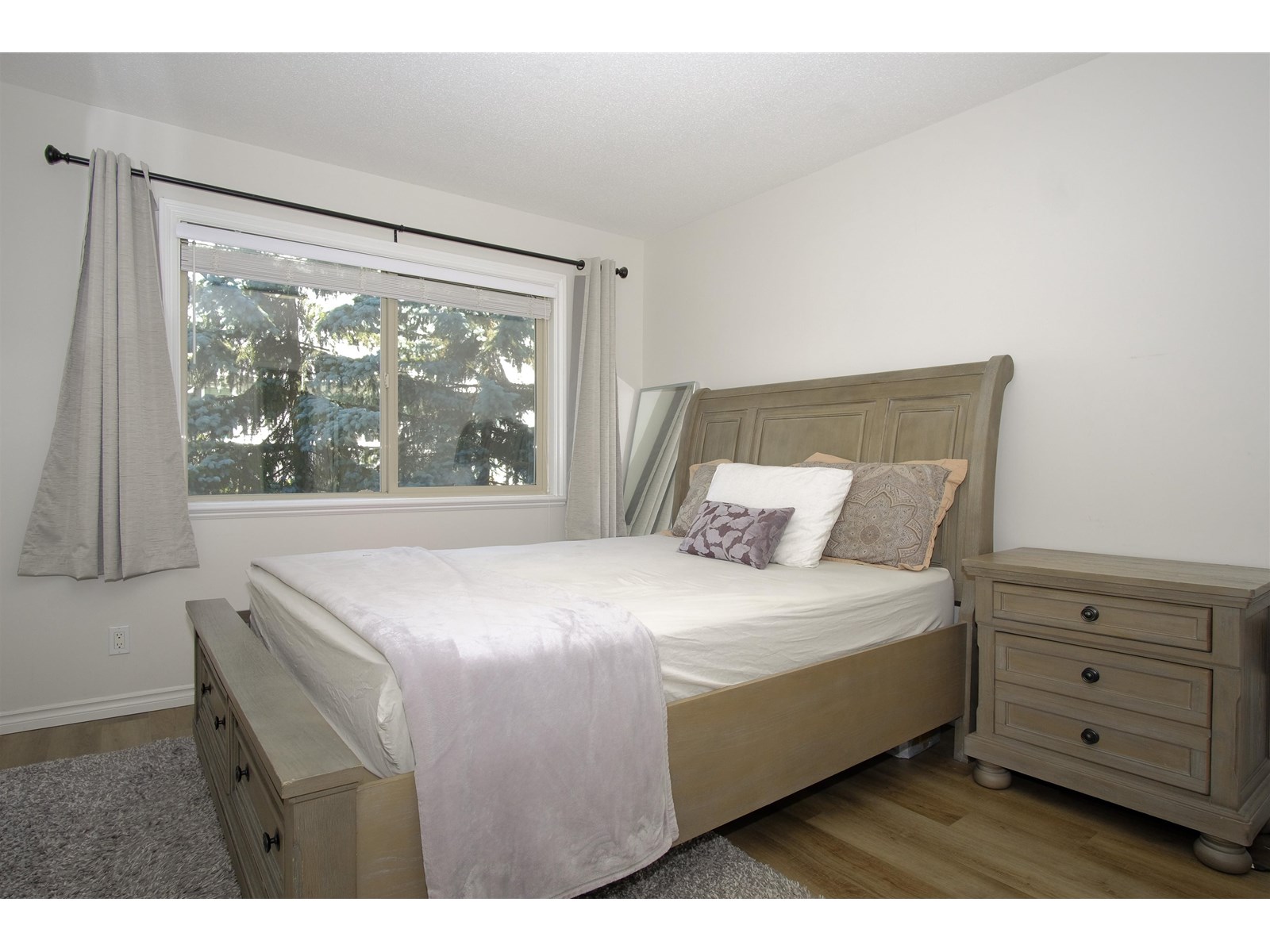Photo 8 of 210 32063 Mt Waddington Avenue, Abbotsford BC