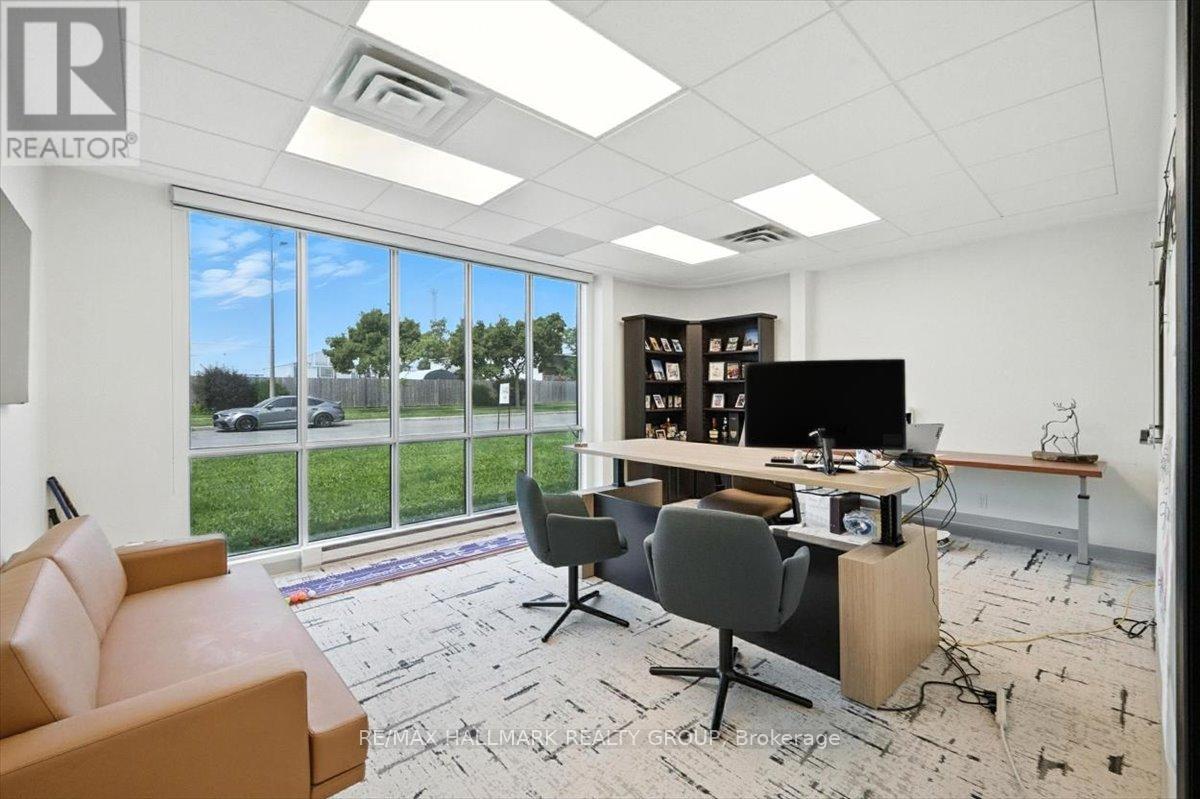Photo 22 of 100 5440 Canotek Road, Ottawa ON