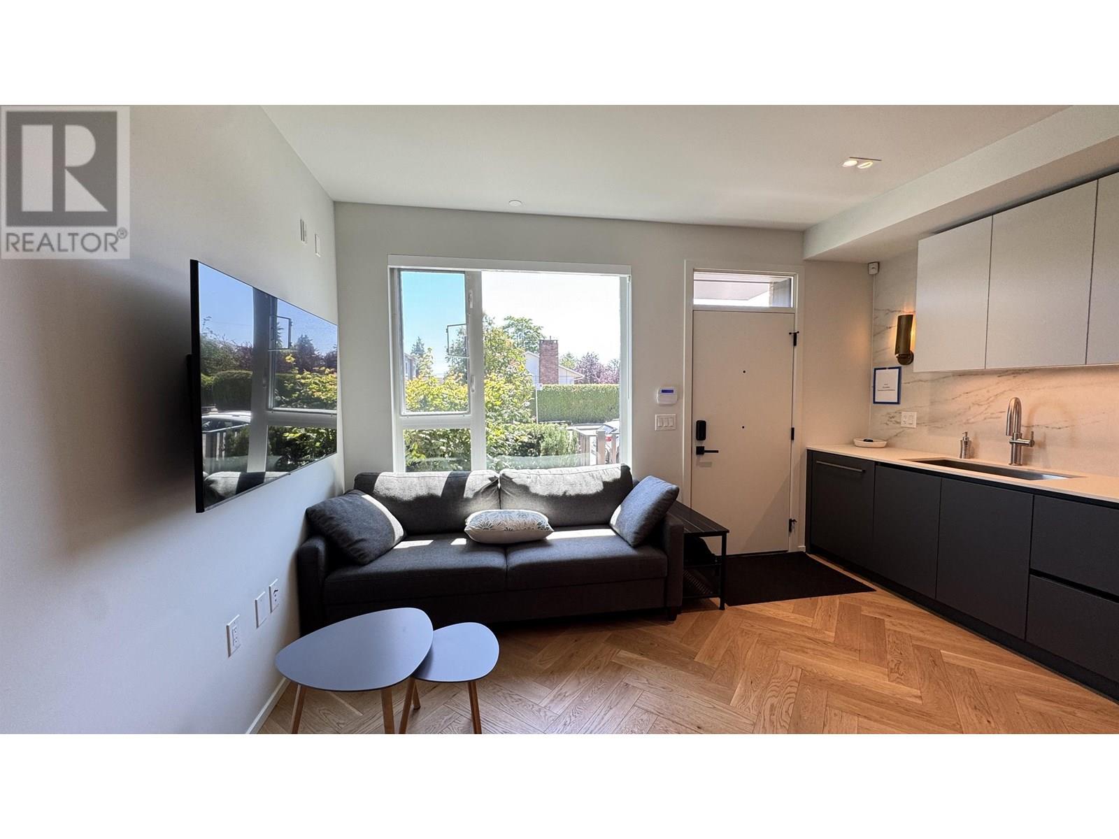 Photo 7 of 114 745 W 49th Avenue, Vancouver BC