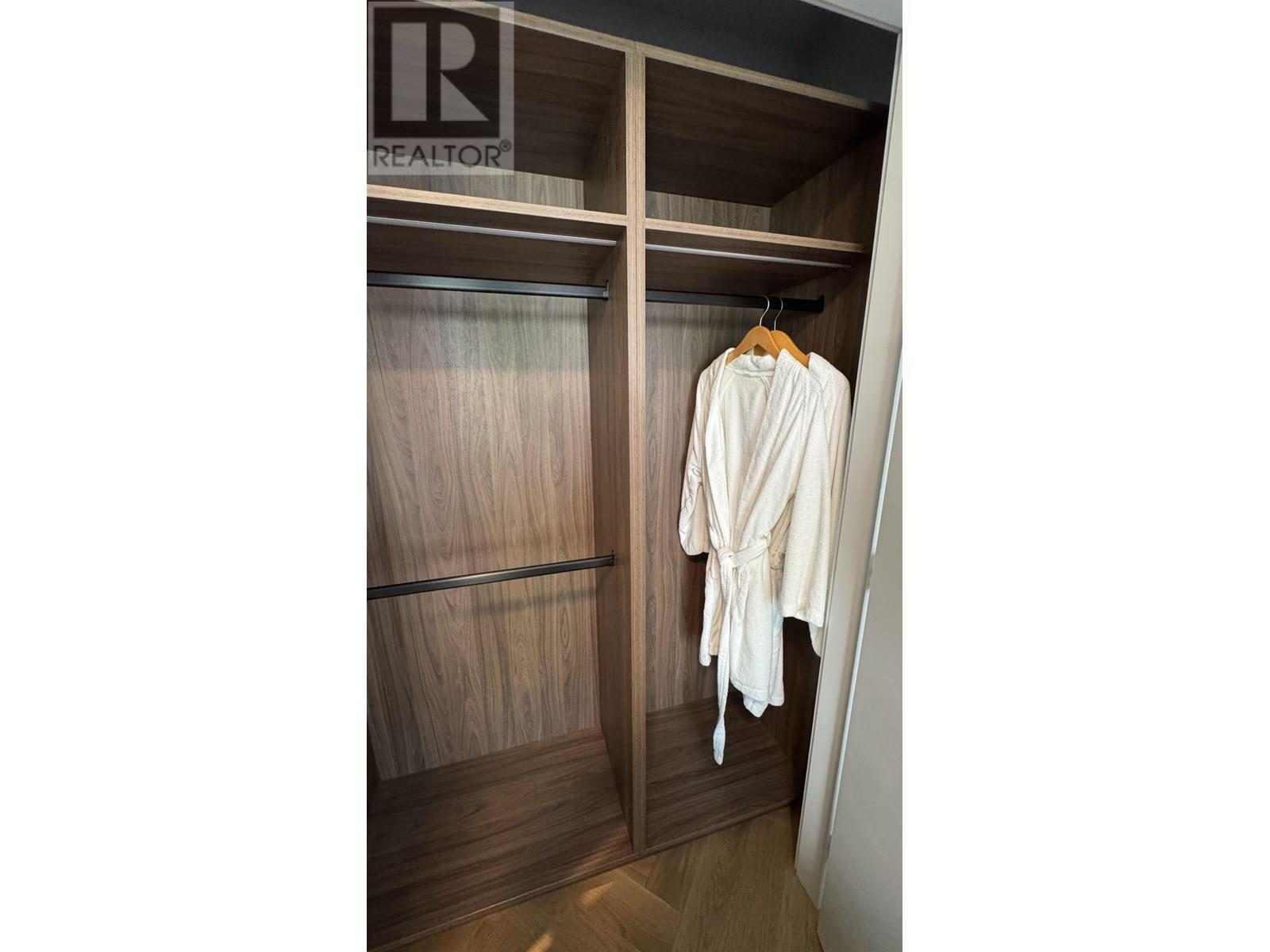 Photo 15 of 114 745 W 49th Avenue, Vancouver BC