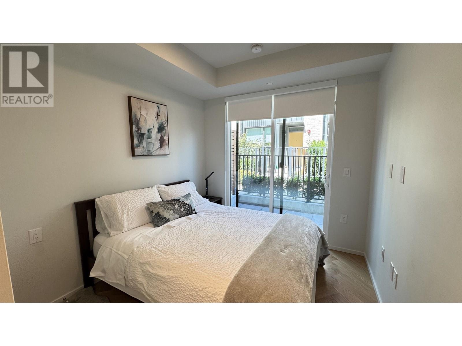 Photo 4 of 114 745 W 49th Avenue, Vancouver BC
