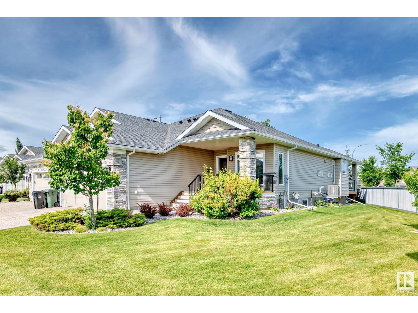 Photo 22 of 1 Lincoln Cv, Spruce Grove AB