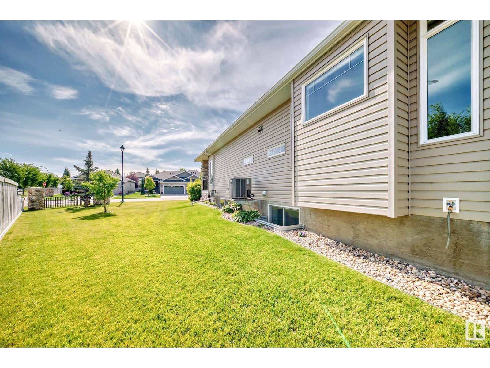 Photo 49 of 1 Lincoln Cv, Spruce Grove AB