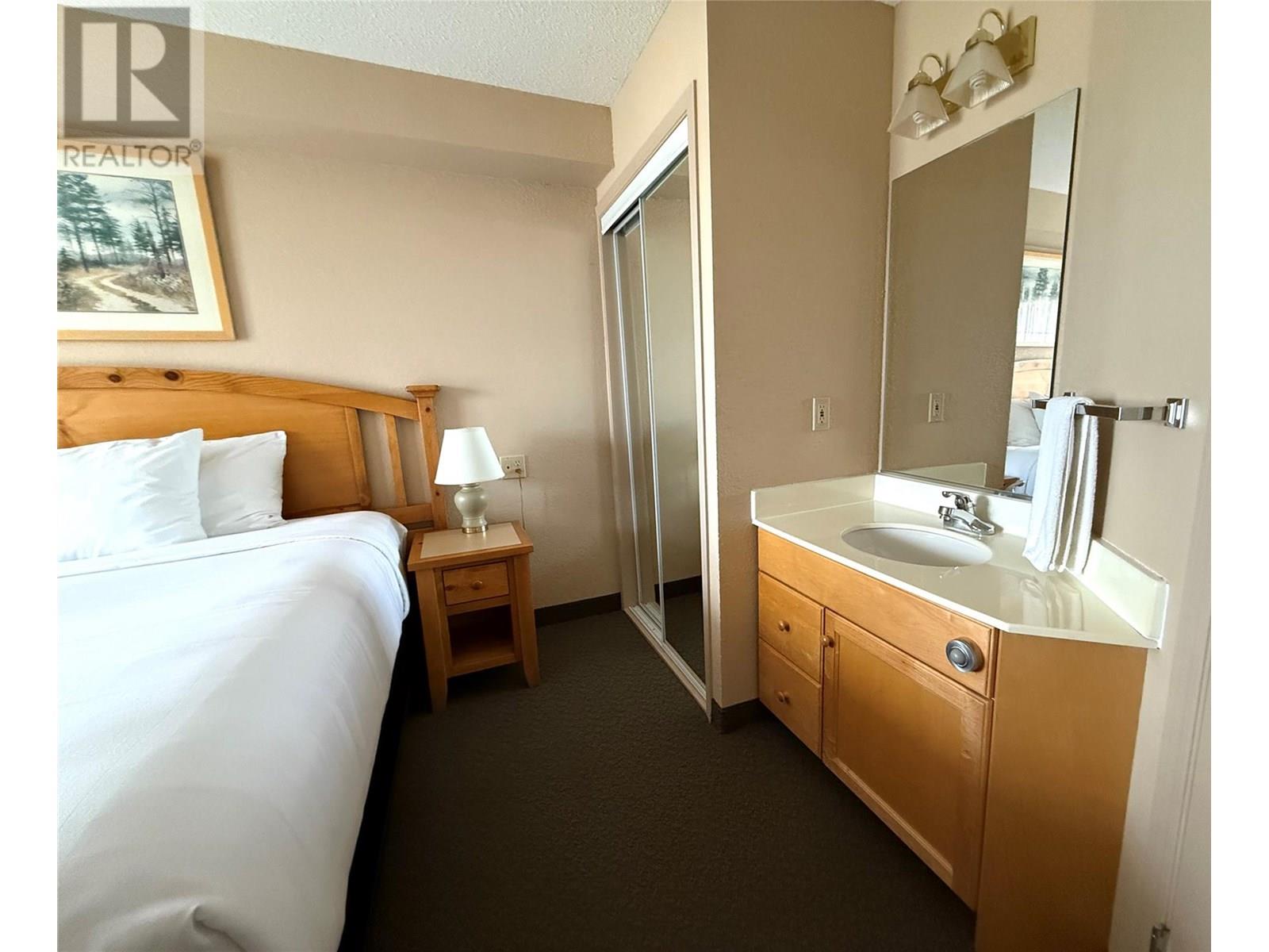 #208 500 STEMWINDER DRIVE - 13