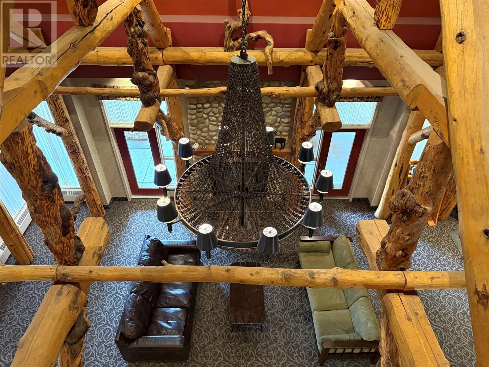 #208 500 STEMWINDER DRIVE - 24