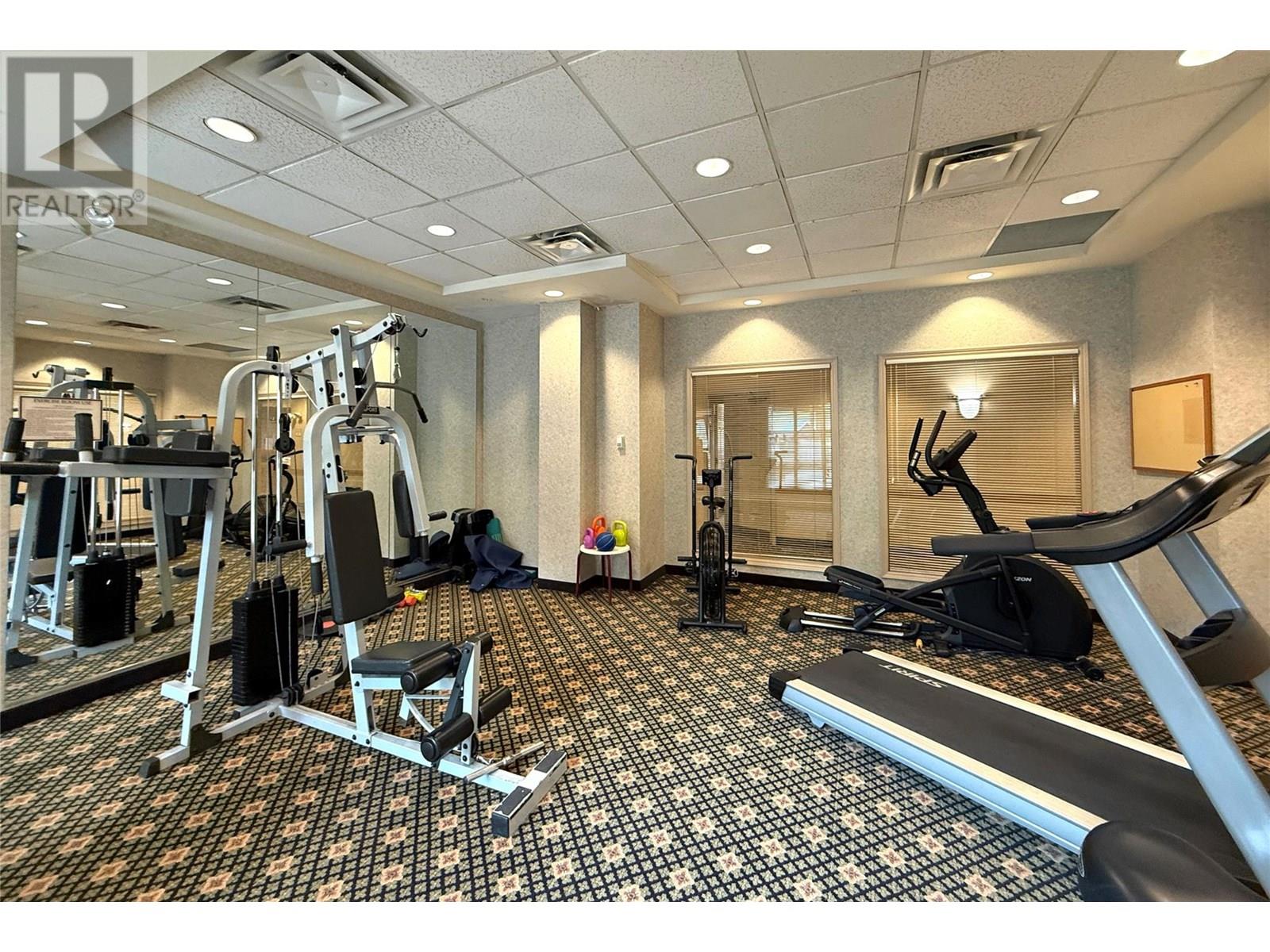 #208 500 STEMWINDER DRIVE - 22