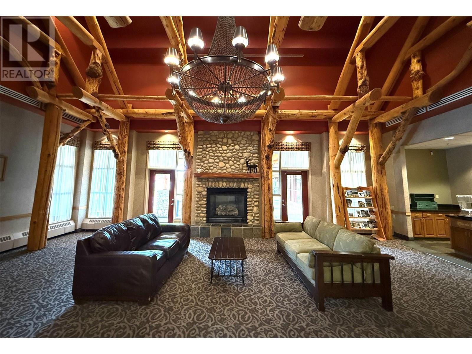 #208 500 STEMWINDER DRIVE - 23