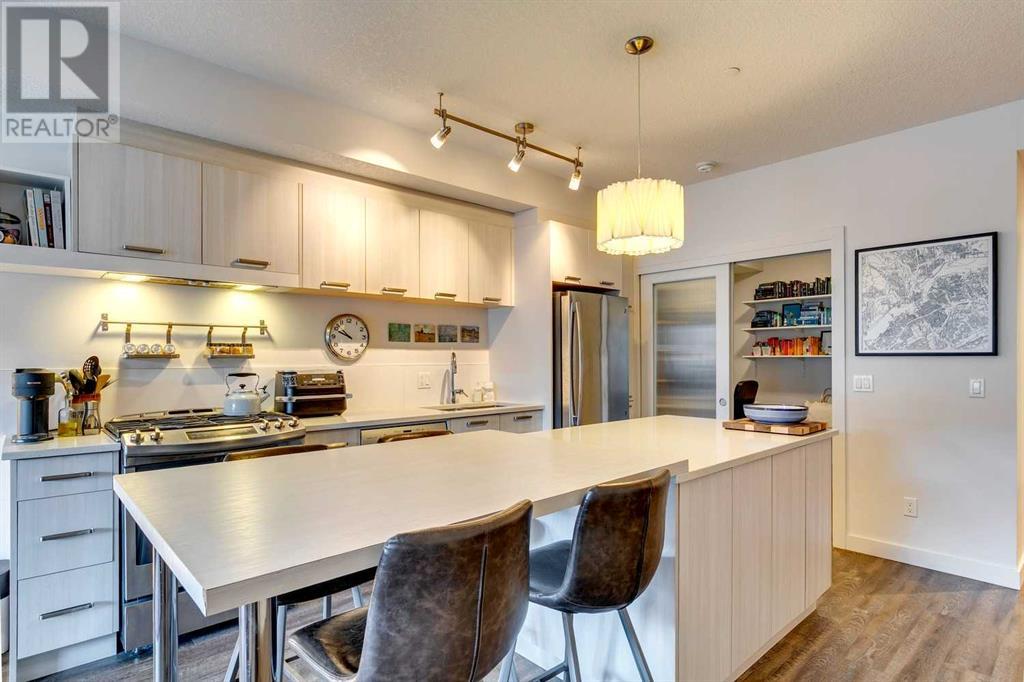 Single Family House for Sale in    Street NE Renfrew Calgary 
