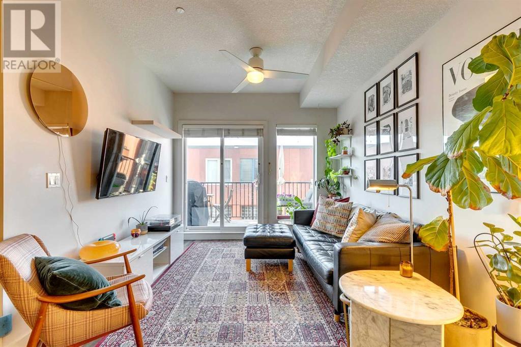 Single Family House for Sale in    Street NE Renfrew Calgary 