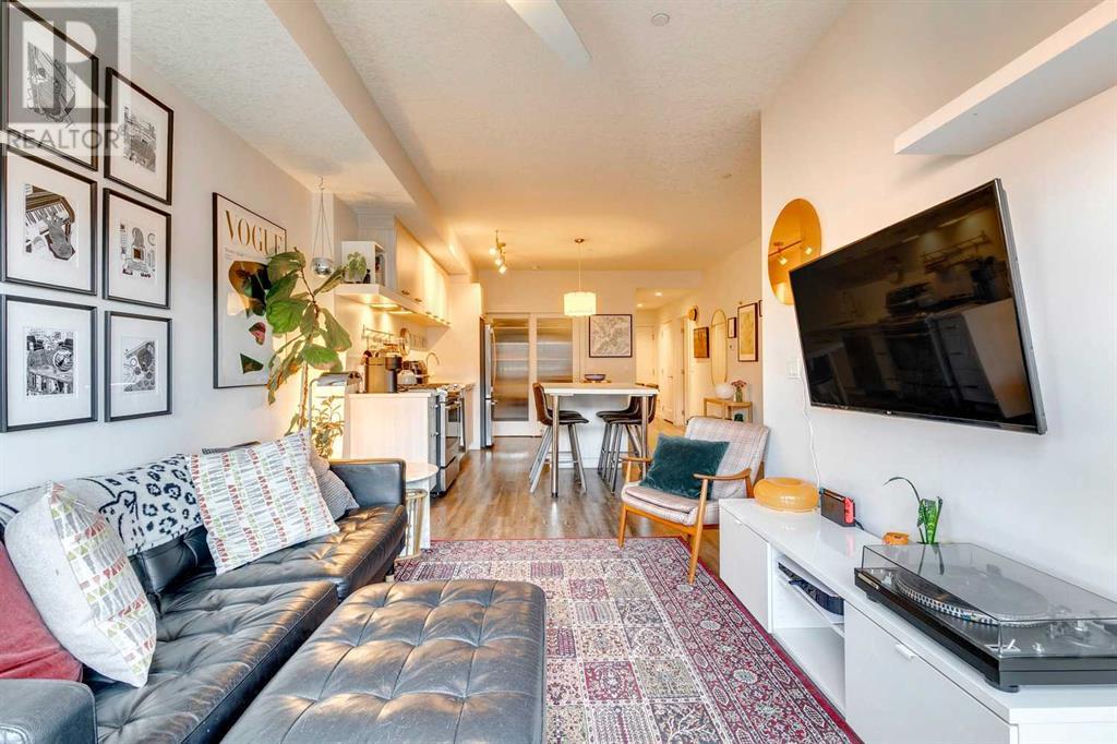 Single Family House for Sale in    Street NE Renfrew Calgary 