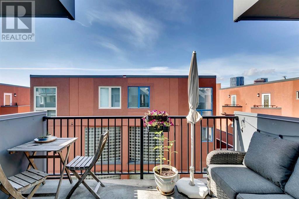 Single Family House for Sale in    Street NE Renfrew Calgary 