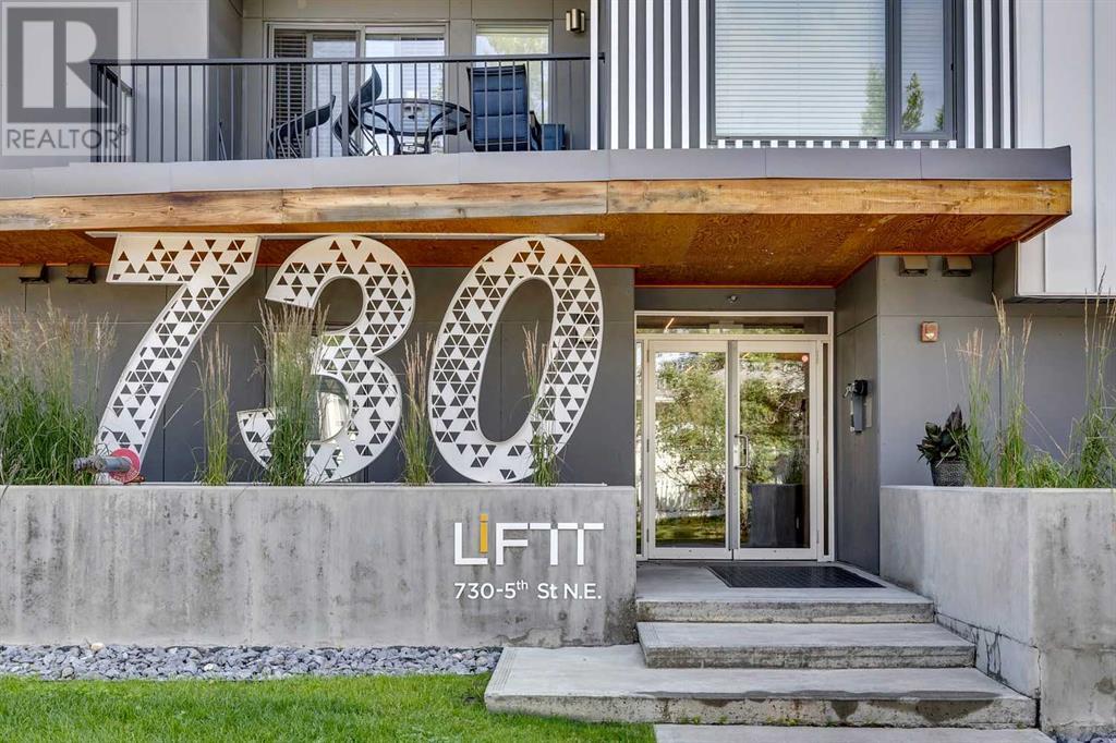 Single Family House for Sale in    Street NE Renfrew Calgary 
