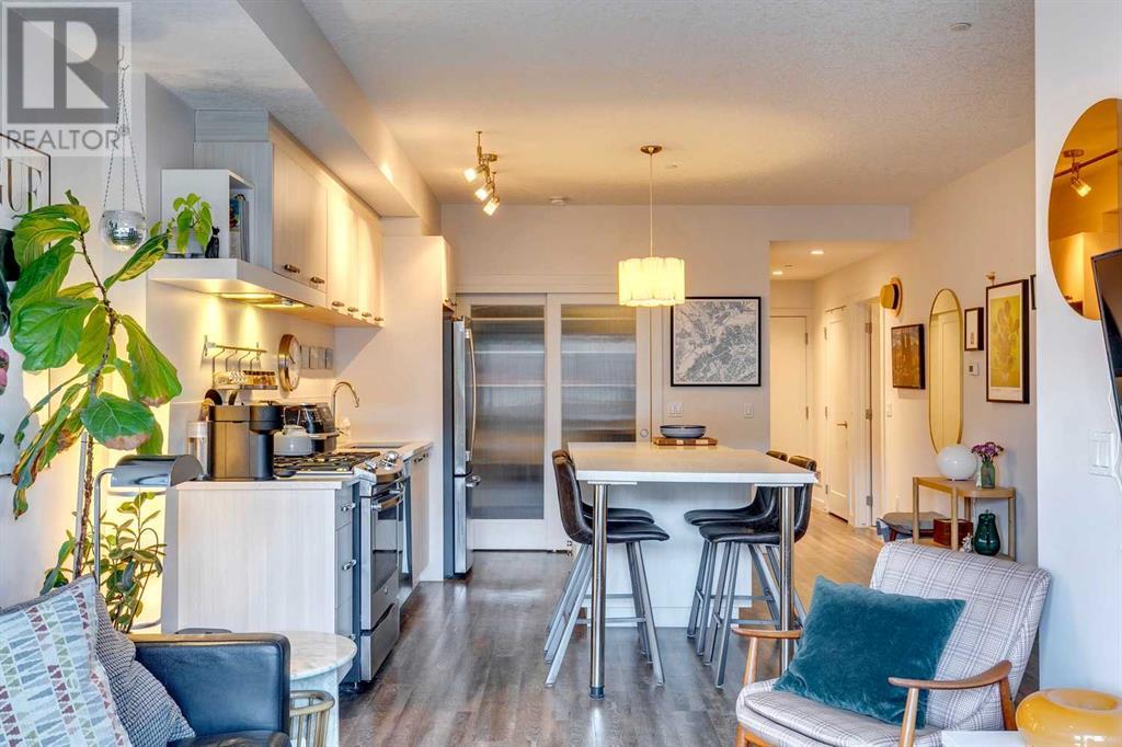 Single Family House for Sale in    Street NE Renfrew Calgary 