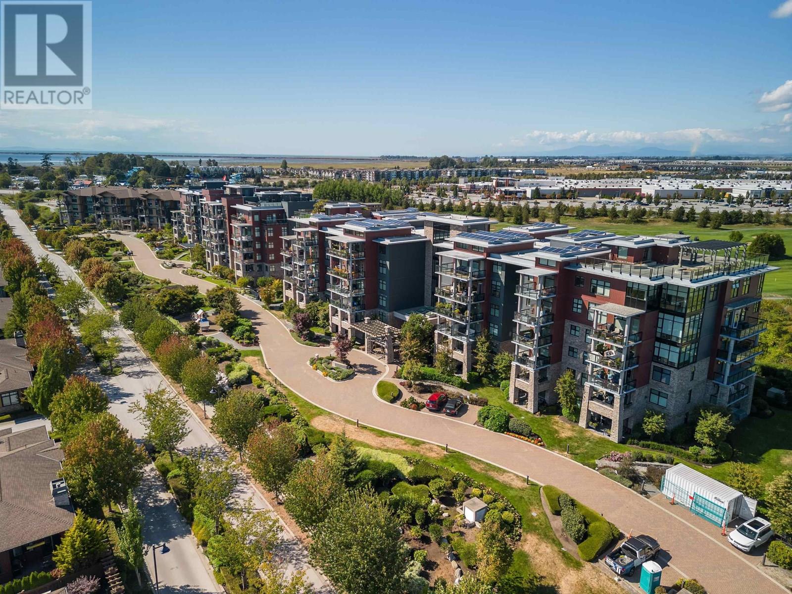 Photo 14 of 406 5055 Springs Boulevard, Delta BC