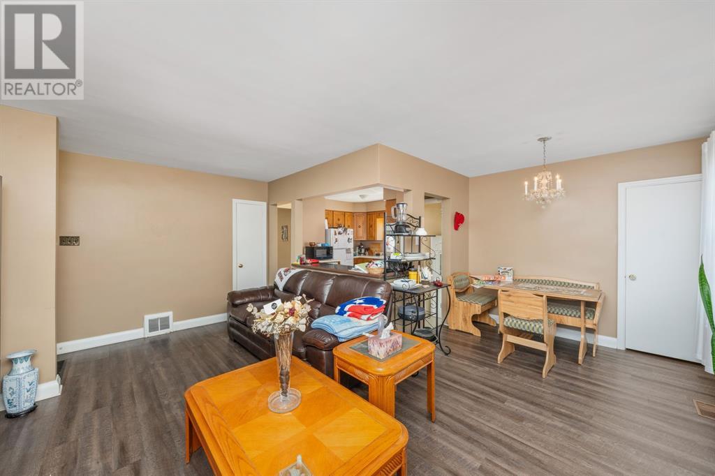 Photo 6 of 751 Kemsley Drive, Sarnia ON