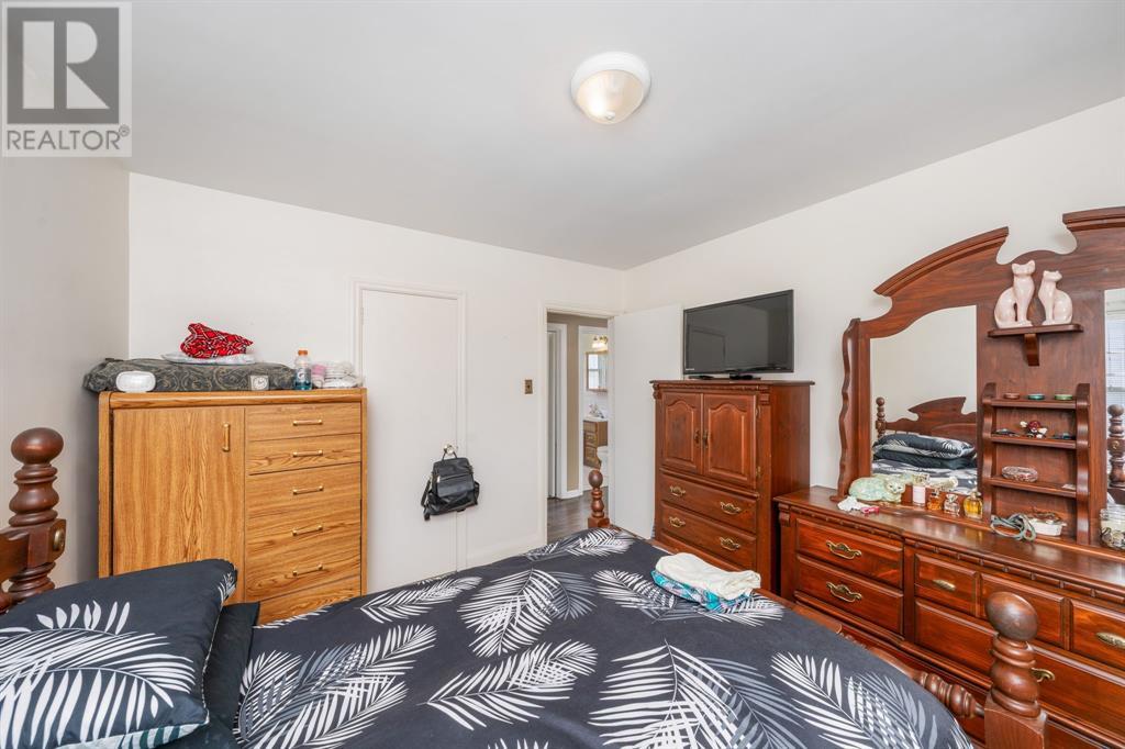 Photo 14 of 751 Kemsley Drive, Sarnia ON