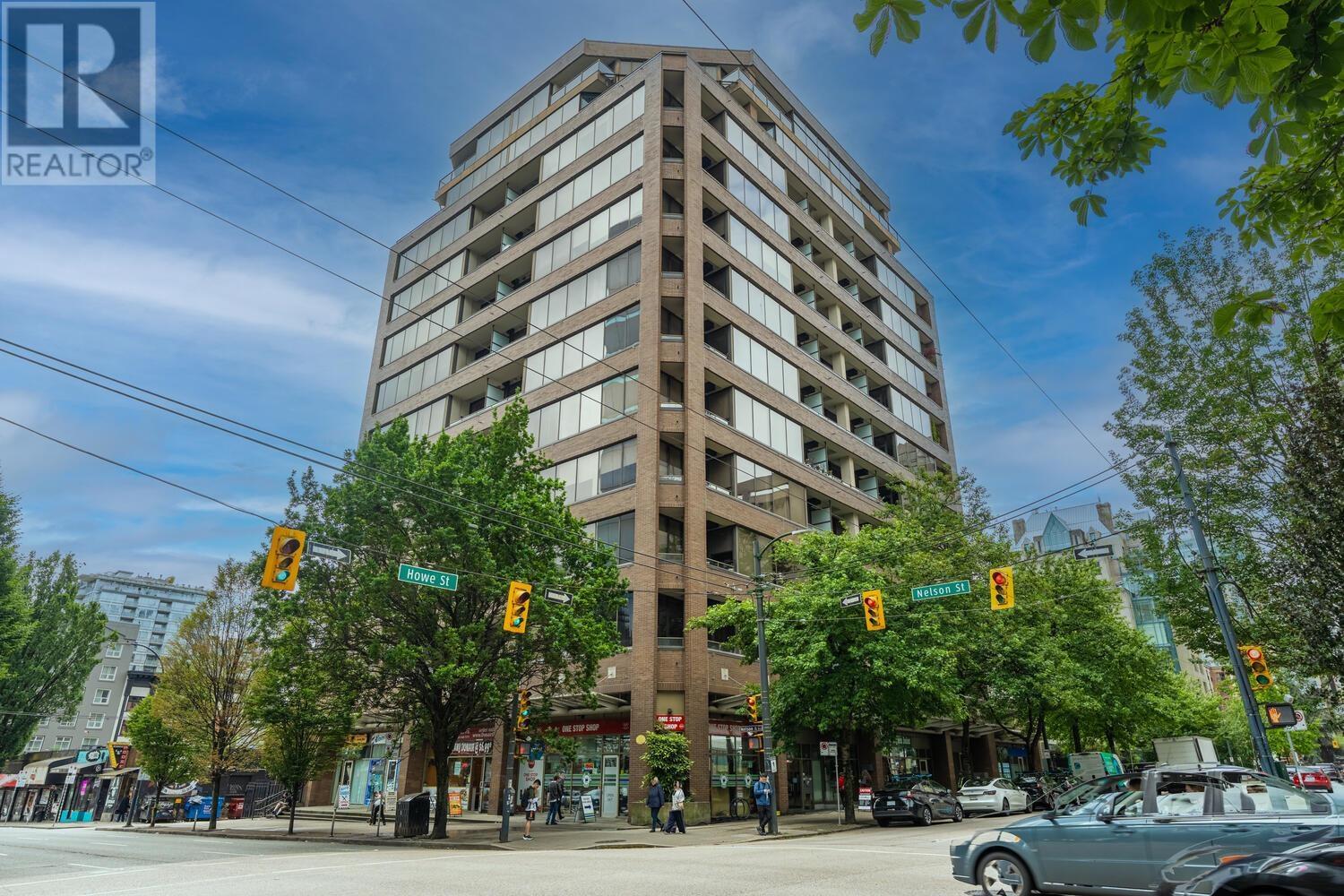 Photo 3 of 1012 1010 Howe Street, Vancouver BC