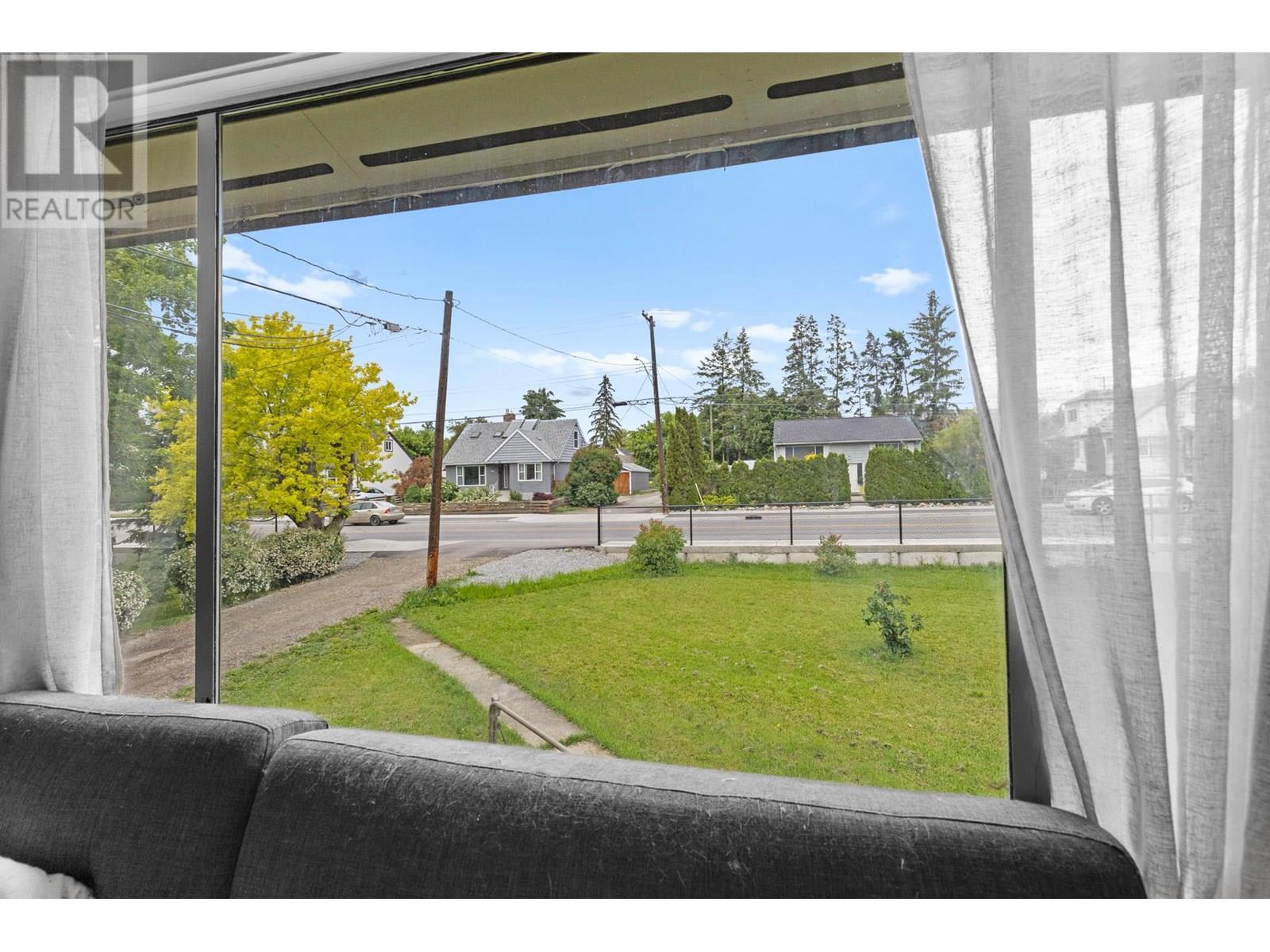 Photo 20 of 1502 32 Avenue, Vernon BC