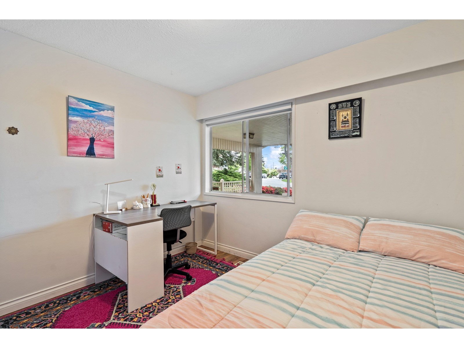 Photo 12 of 2542 Springhill Street, Abbotsford BC