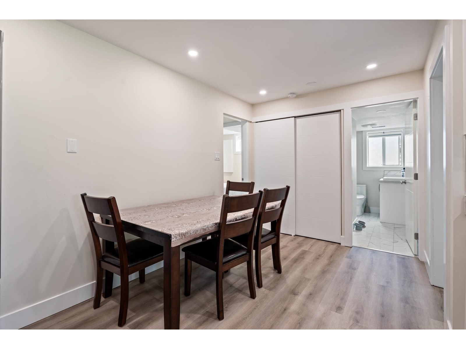 Photo 19 of 2542 Springhill Street, Abbotsford BC