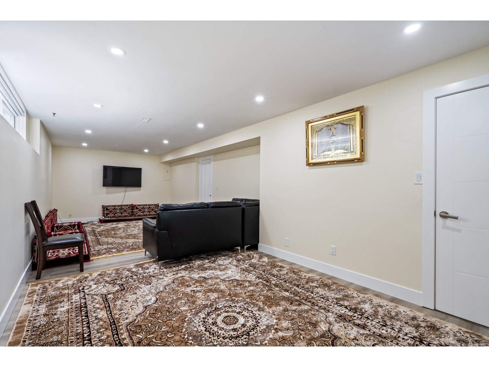 Photo 31 of 2542 Springhill Street, Abbotsford BC