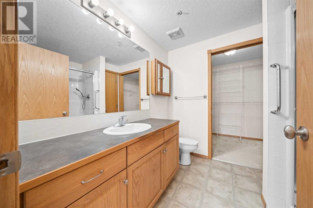 Single Family House for Sale in   Country Village Road NE Country Hills Village Calgary 